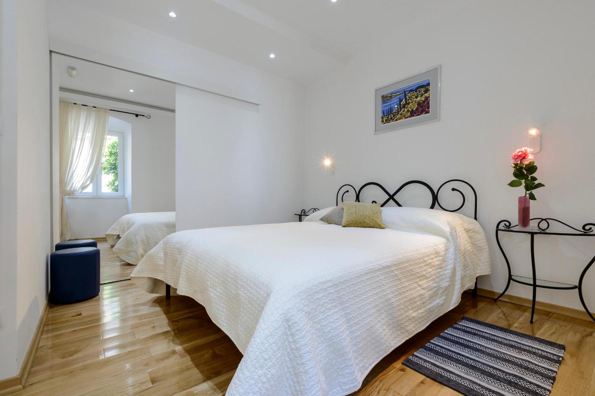 Apartament Pile Marina *